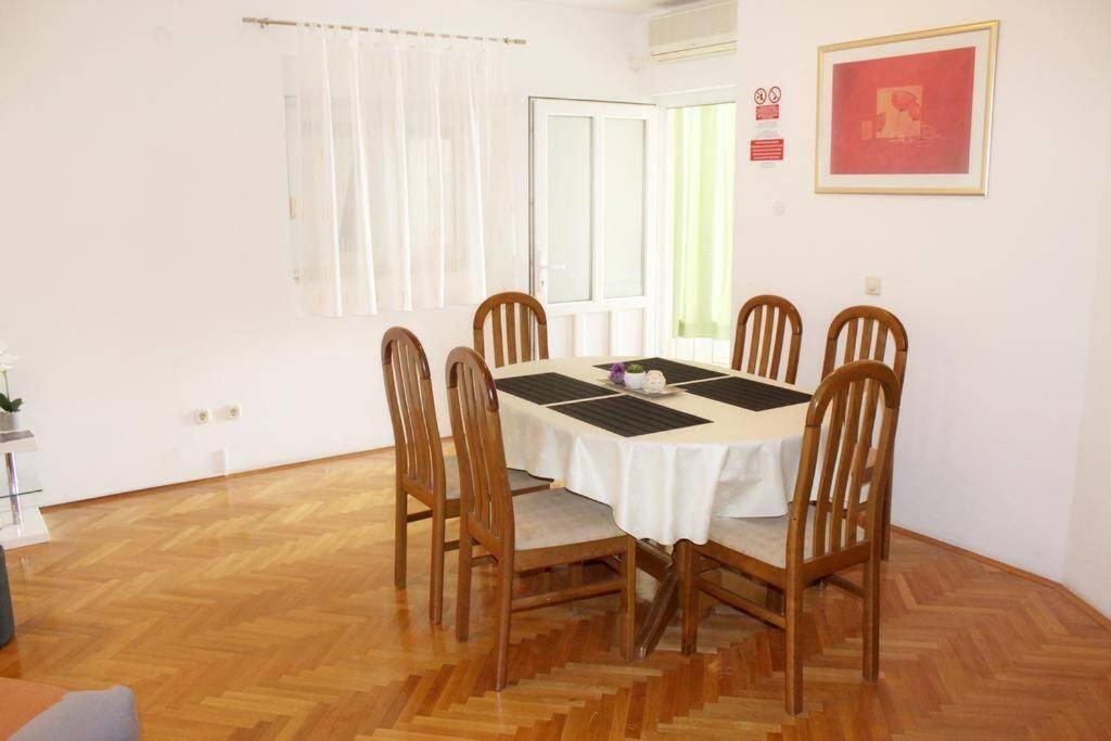 Apartment Matilda Макарська Екстер'єр фото